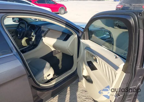 2013 Ford Taurus Se z USA, uszkodzony, nr VIN 1FAHP2D87DG229370